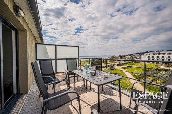 Concarneau appartement vue mer de 49.58 m² avec deux terrasses et parking